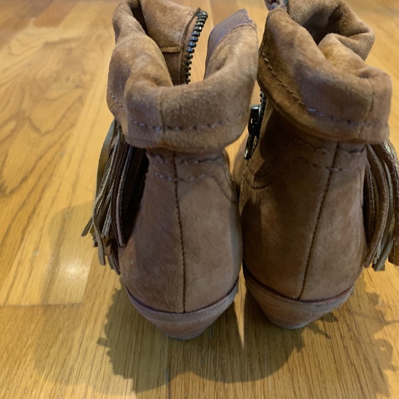Fringed Booties - Picture 4 of 5